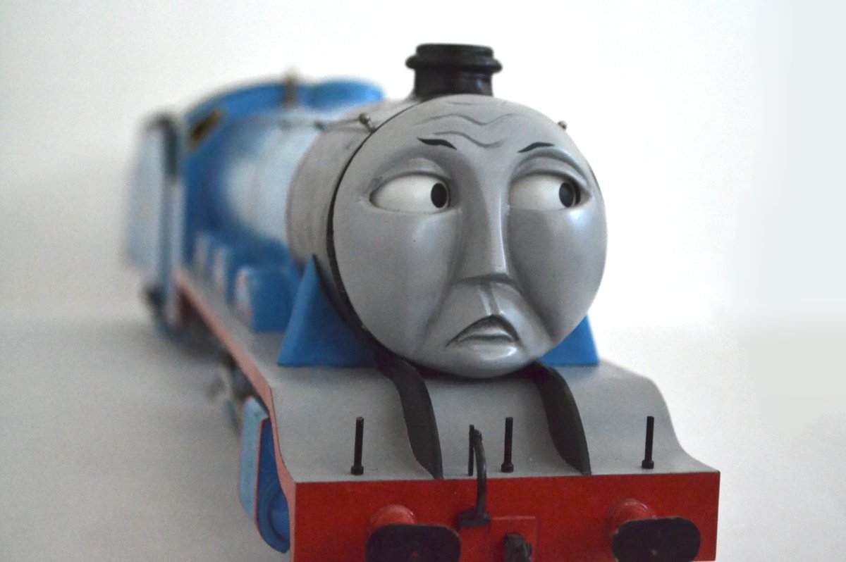 I didn't quite catch what Henry said, but I think it had something to do with whistles.. I recently finished this frowning Gordon face, and I'm really proud of it. It's actually the first face I've sculpted completely from scratch, and I adore how it looks on the model. Enjoy!