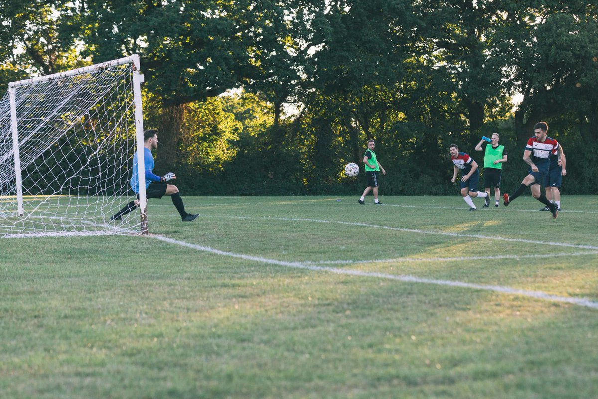 Rioz Rovers FC tweet media