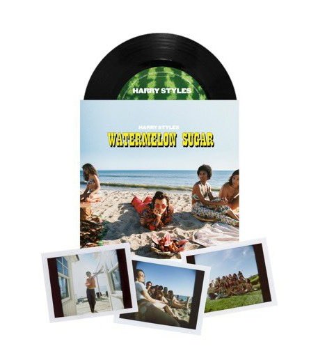 userluvbts's tweet photo. 🍉HARRY STYLES MERCH GIVEAWAY🍉

Winner gets the watermelon sugar vinyl or cassette🍉📀

~International 🌍

To enter :
- Like &amp; Retweet
- Follow me
- Subscribe to : https://t.co/pLYJTcCq9U (Post Proof)

~Ends 5th Aug
~Good luck to everyone💘✨ https://t.co/dhQ7tTQKNd