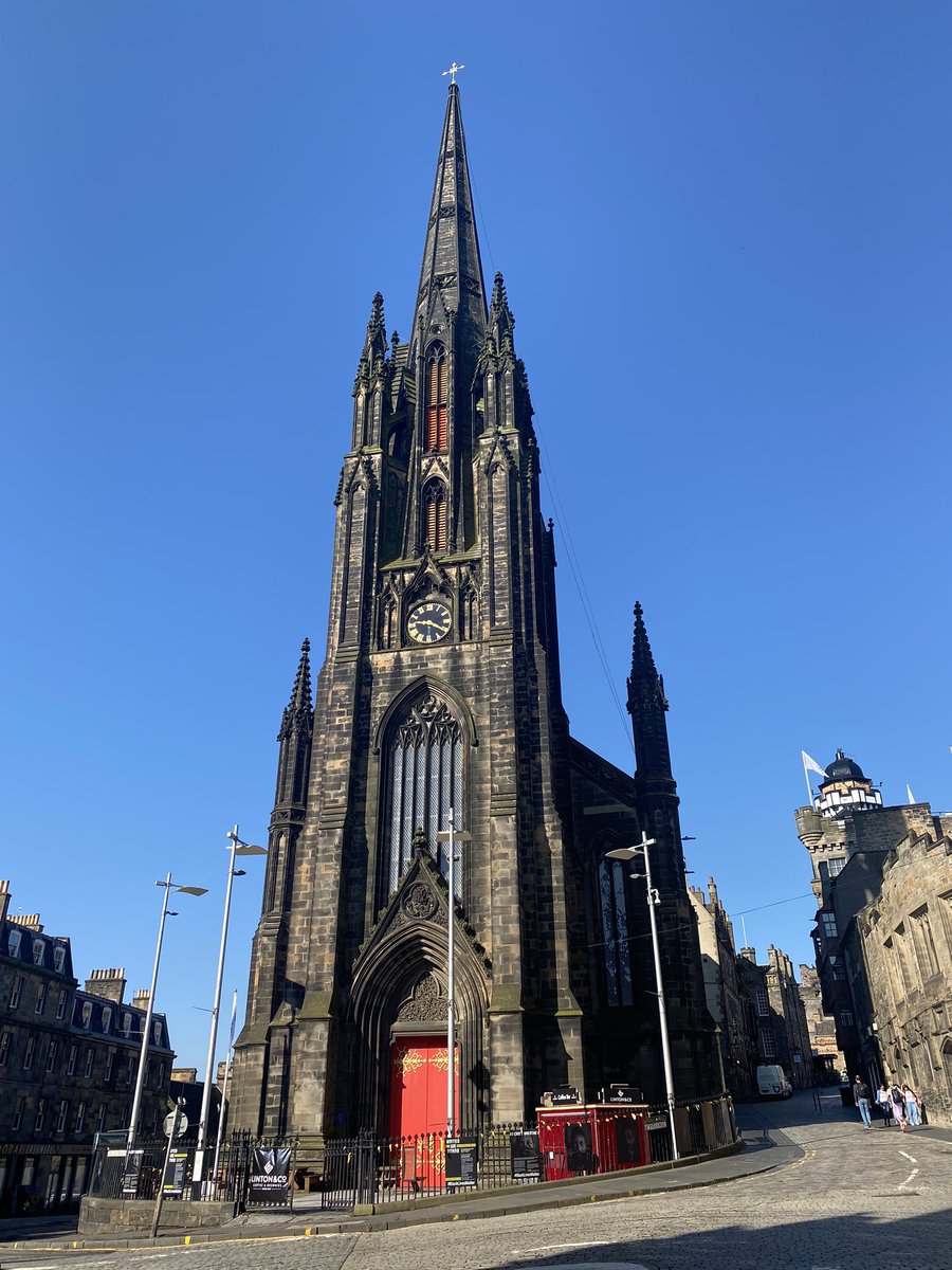 Looking foxy today  @thehubroyalmile  @edintfest