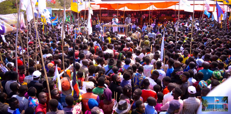 Comme c'est déjà l'habitude , le gouverneur <a href="/JacquesKyabula/">Jacques Kyabula Katwe</a>  après #kilwa , vient de s'offrir un autre bain de foule , un accueil chaleureux qui lui est réservé en guise d'affection d'où le surmon de #wandani  , l'affection qui est tissée par ses réalisations multiples.