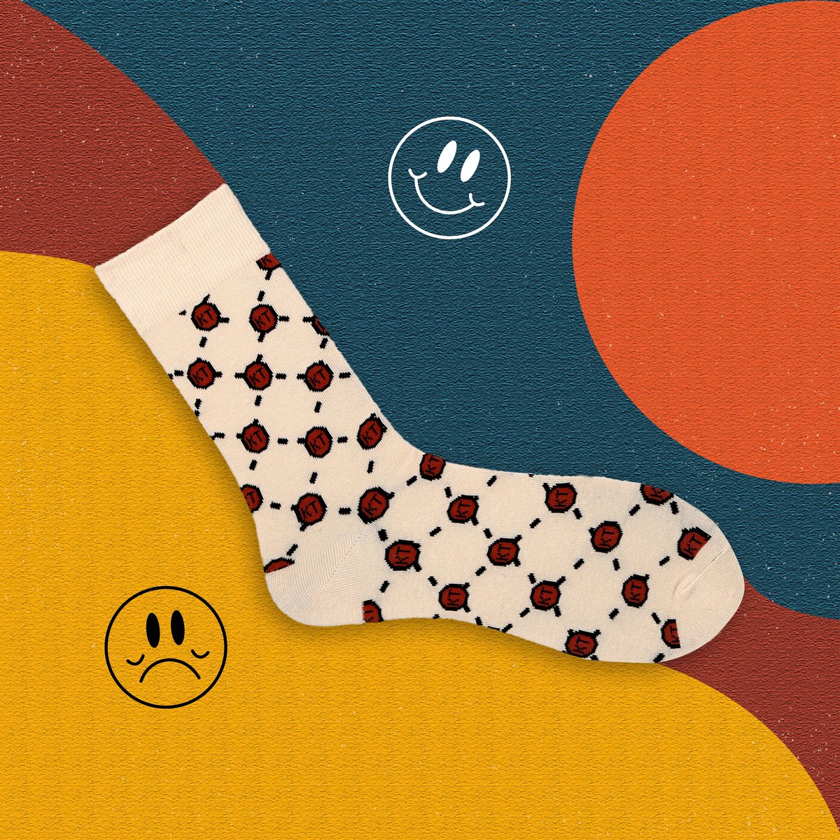 Light color socks are more suitable for ladies. When staying at home, they can be worn together with shorts, which will make ladies appear very intellectual and gentle.#socks
kaitesocks.com