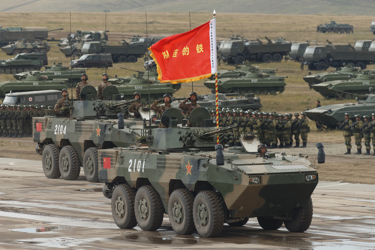 The Red team is formed by a medium CA-BDE from the 83rd GA. It is equipped with the ZBL-09 wheeled vehicles only, including the ZBL-09 IFV and ZTL-11 assault gun on the left and right respectively. Part of the Cntrl command and classed as an elite unit defending Beijing.
