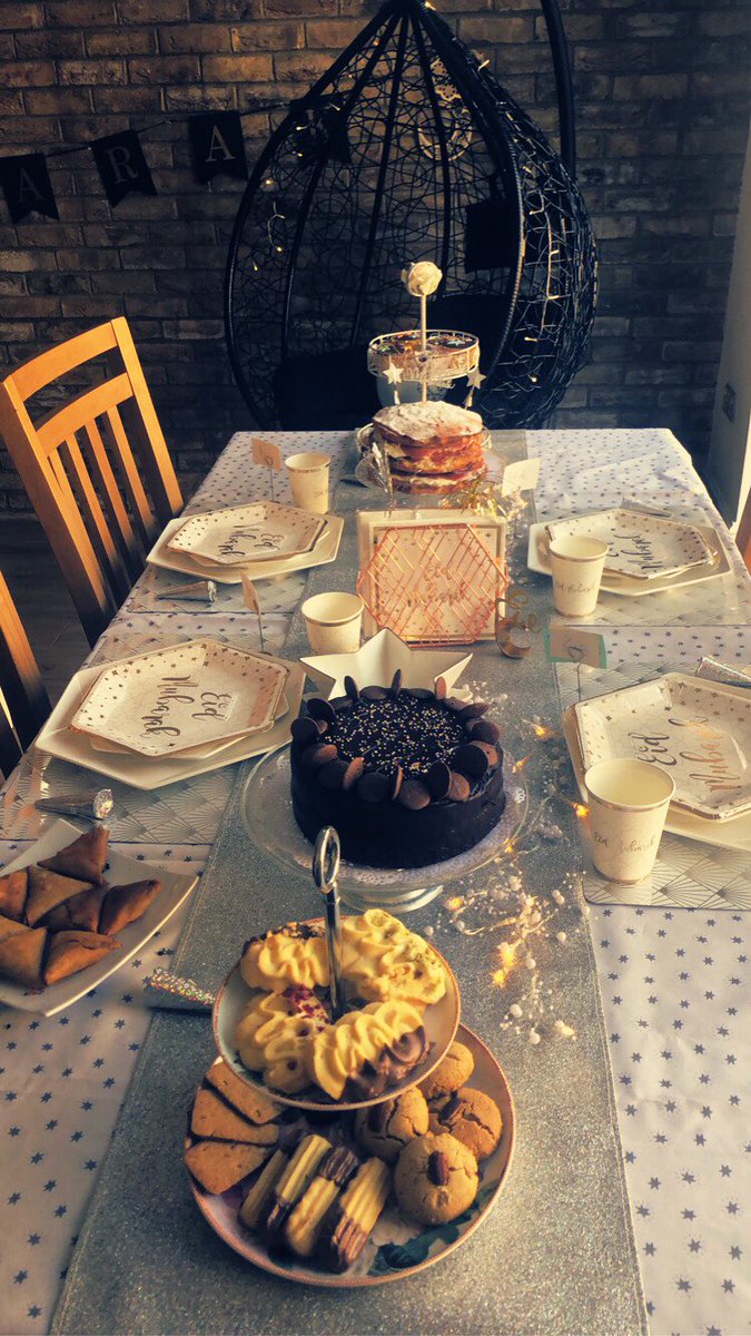 sabina_hafesji's tweet photo. Eid breakfast done - another 2 feasts to go! ⭐️🌙 #Eid #LockdownEid #EidulAdha2020 #EidMubarak https://t.co/yr89QwaVxX