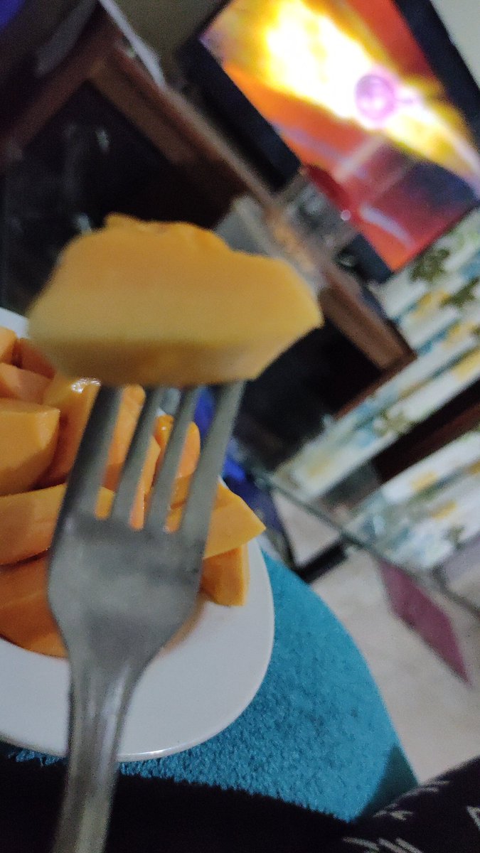 mayangka_'s tweet photo. @Rinarakka @aprilian_rendy @leojowy @Bandungfess Gedang🤣🤣 https://t.co/WYnpooKZeD