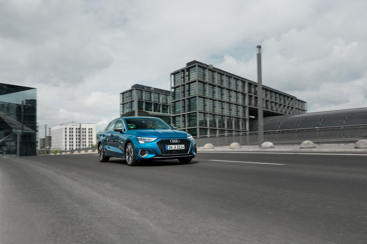 AudiTartiere's tweet photo. Deja de soñar con conducirlo y empieza a disfrutarlo

Llega el nuevo Audi A3 Sportback

Tartiere Auto siempre contigo

#TartiereAutoSiempreContigo #TartiereAuto #AudiTartiere  #AudiA3Sportback https://t.co/eNwtWugmVG