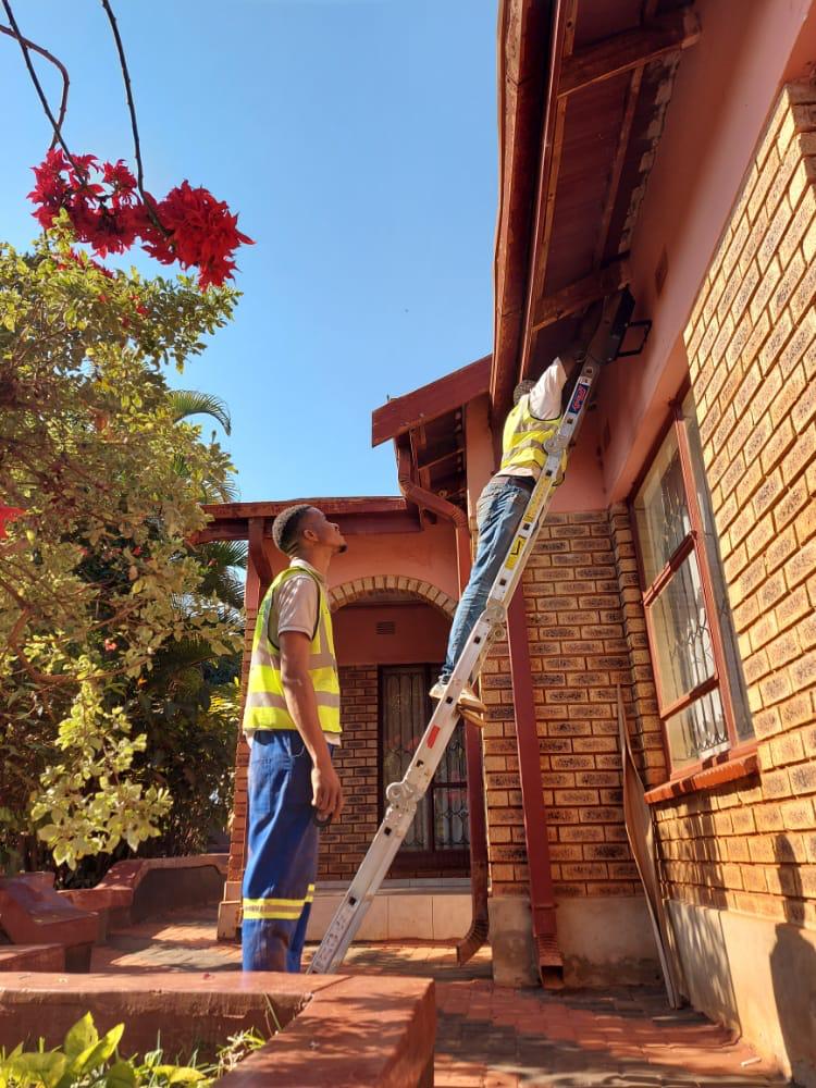 TshedzoPty's tweet photo. Tshedzo_electric💡🔌
Electric lights installation and maintenance✅
Be bright. Be safe. Be LED
Let us take charge of your electrical needs
Whatever your occasion we're at your location📍
📧Info@tshedzogroup.com
📧Electric@tshedzogroup.com
📞0658175712 ¦0768398926
#31JulyMovement https://t.co/Q1bgubPVcy