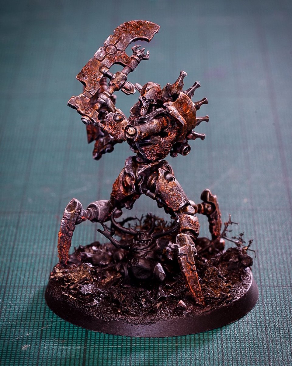 _Nerd_Princess_'s tweet photo. More work in progress on Fred.... 💀💗 #necrons  #indomitus #warhammer #warhammer40k #Warmongers https://t.co/GN1Moa3z3C