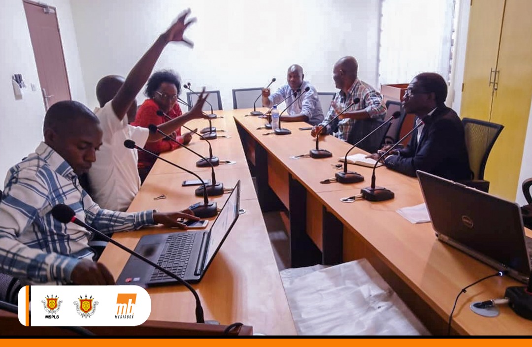 mediabox16's tweet photo. #CovidEAC | La plateforme @mspls_bdi de gestion de la coordination de la réponse à covid-19 développée par @mediabox16 devra s'interfacer avec le logiciel @jumuiya
#LabWay afin de faciliter le transport de marchandises dans la sous-région @MinEACJSCBdi
@WhoBurundi
@PNUDBurundi https://t.co/YJTnJPidKJ