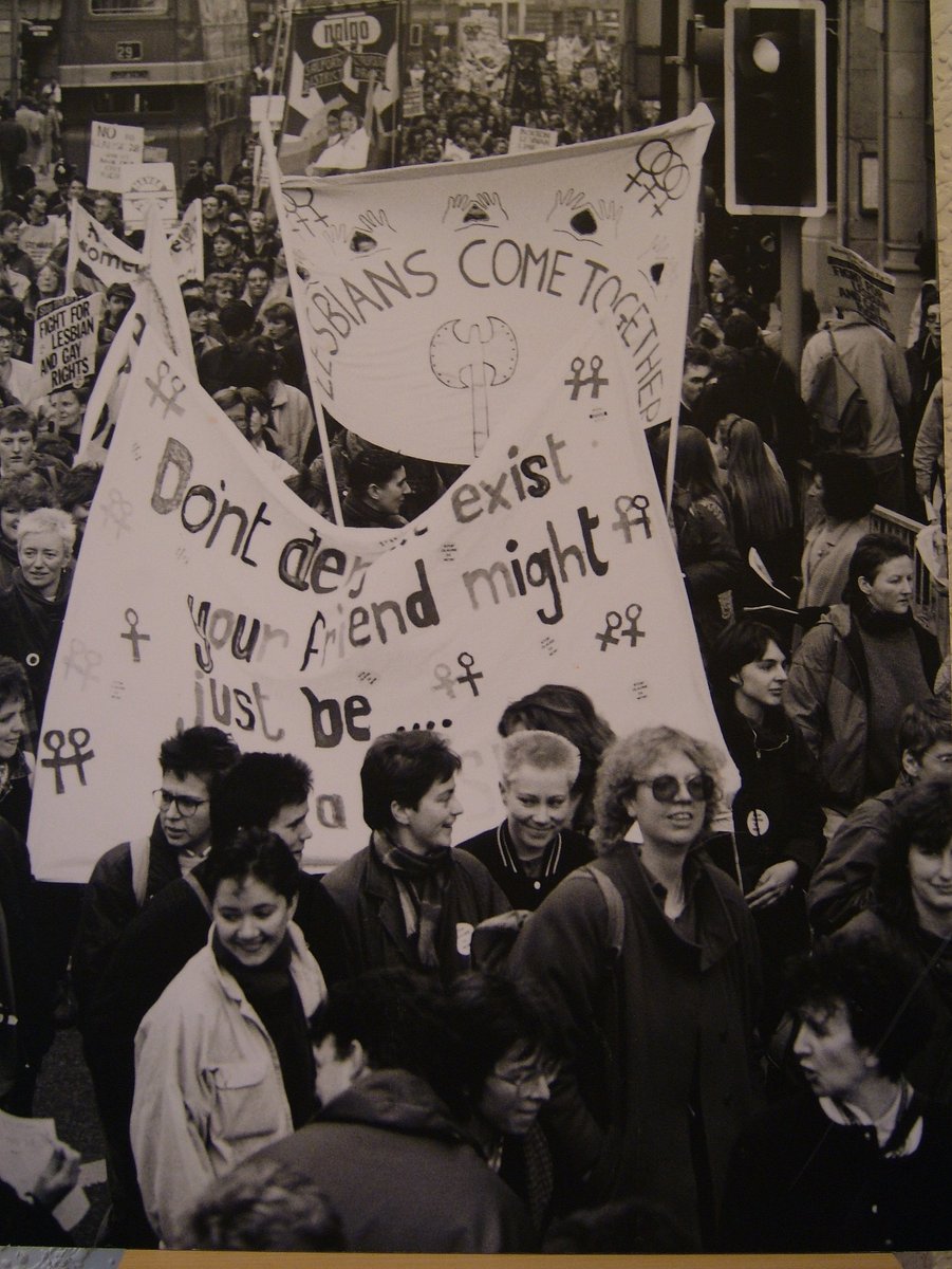 LGBTCentreMcr's tweet photo. Join Siobhan & Hebe to explore LGBT-themed memory boxes from Archives+. This session will involve photos & archival documents from the past 50 years of Manchester's LGBT+ & queer history.
Thur Aug 6th 2-3:30pm
#ArchivesPlusMemorybox #VirtualLGBTCentre
https://t.co/ypz58bl86Q https://t.co/F2JYwwtqFL