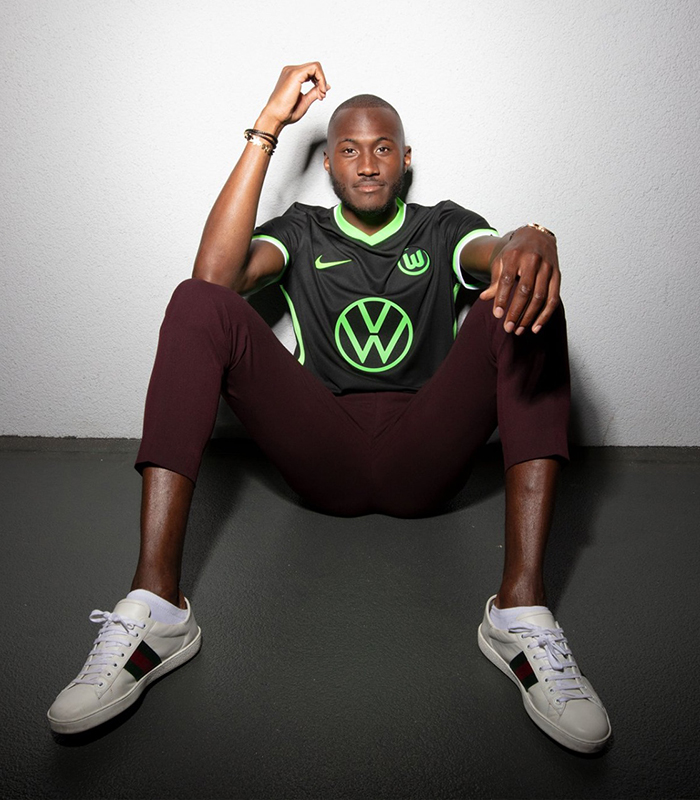 MundialMag's tweet image. COMPETITION TIME 

We teamed up with @VfLWolfsburg_US to give away one of their new jerseys. Which is exciting.

To enter, all you need to do is: 

1. Retweet this post
2. Follow us &amp;amp; @VfLWolfsburg_US 
3. Tag a mate below