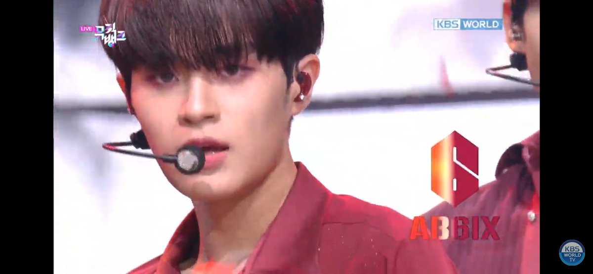 hyunjinhsoul's tweet photo. Hoy Daehwi acabo conmigo JDHDKSK ES QUE NONONO MIRA LA TREMENDA FACHA QUE TIENE, ES HERMOSO, es totalmente lindo lindo y ab6ix world domination
#AB6IX1STWORLDTOURINBKK #AB6IXFANART #ab6ix7thwin #AB6IX好きな人と繋がりたい https://t.co/EHlmQ8YK5B