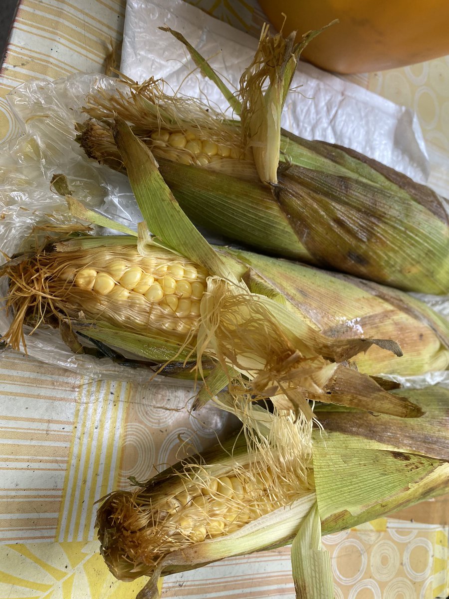 suPERVinoe's tweet image. Buti chineck ko muna bago itapon. Okay pala pala #cornjob