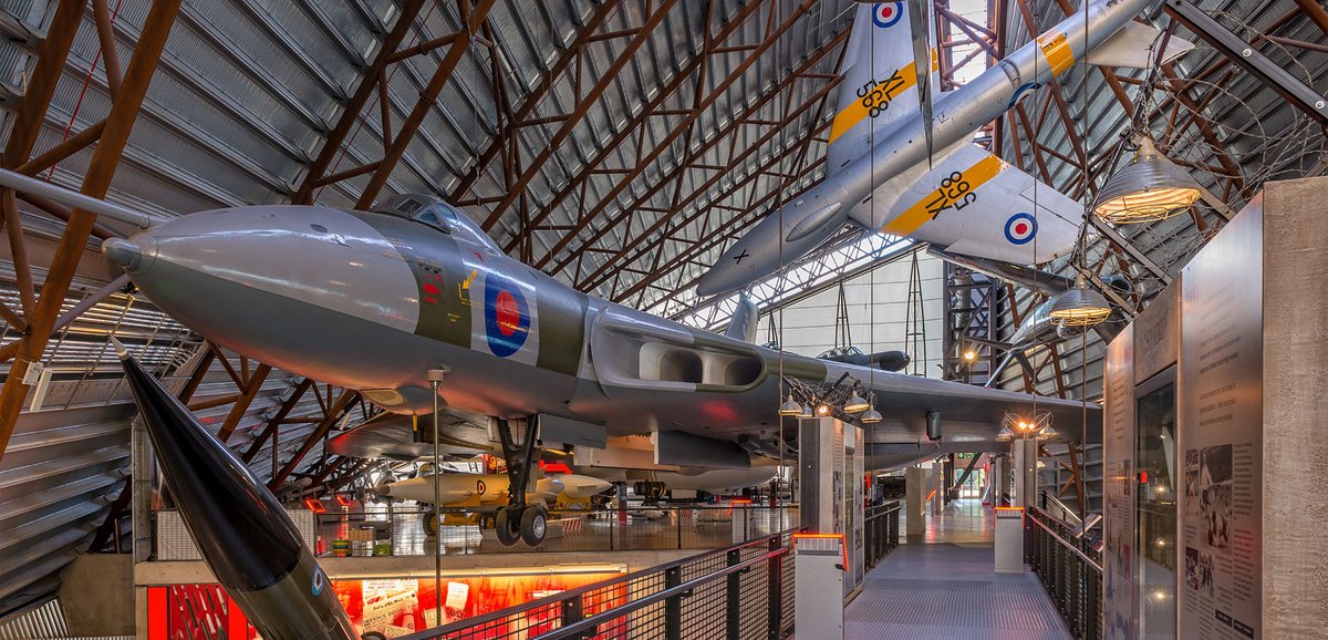RAFMUSEUM's tweet photo. It's going to be another scorcher  today! Why not visit our cool galleries and then enjoy a picnic in on our green areas either at London or Cosford, that way you get to enjoy the best of both worlds  in an amazing safe day out. https://t.co/7T2AEVKOz9 https://t.co/1RhagY7Krd