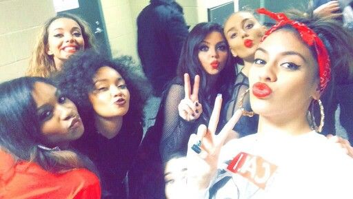 MJHarmony3's tweet photo. #8yearsofFifthHarmony @LittleMix and @FifthHarmony were good friends ๐๐๐ My babies โฅ๏ธโฅ๏ธโฅ๏ธ https://t.co/tYBbLhsQo9