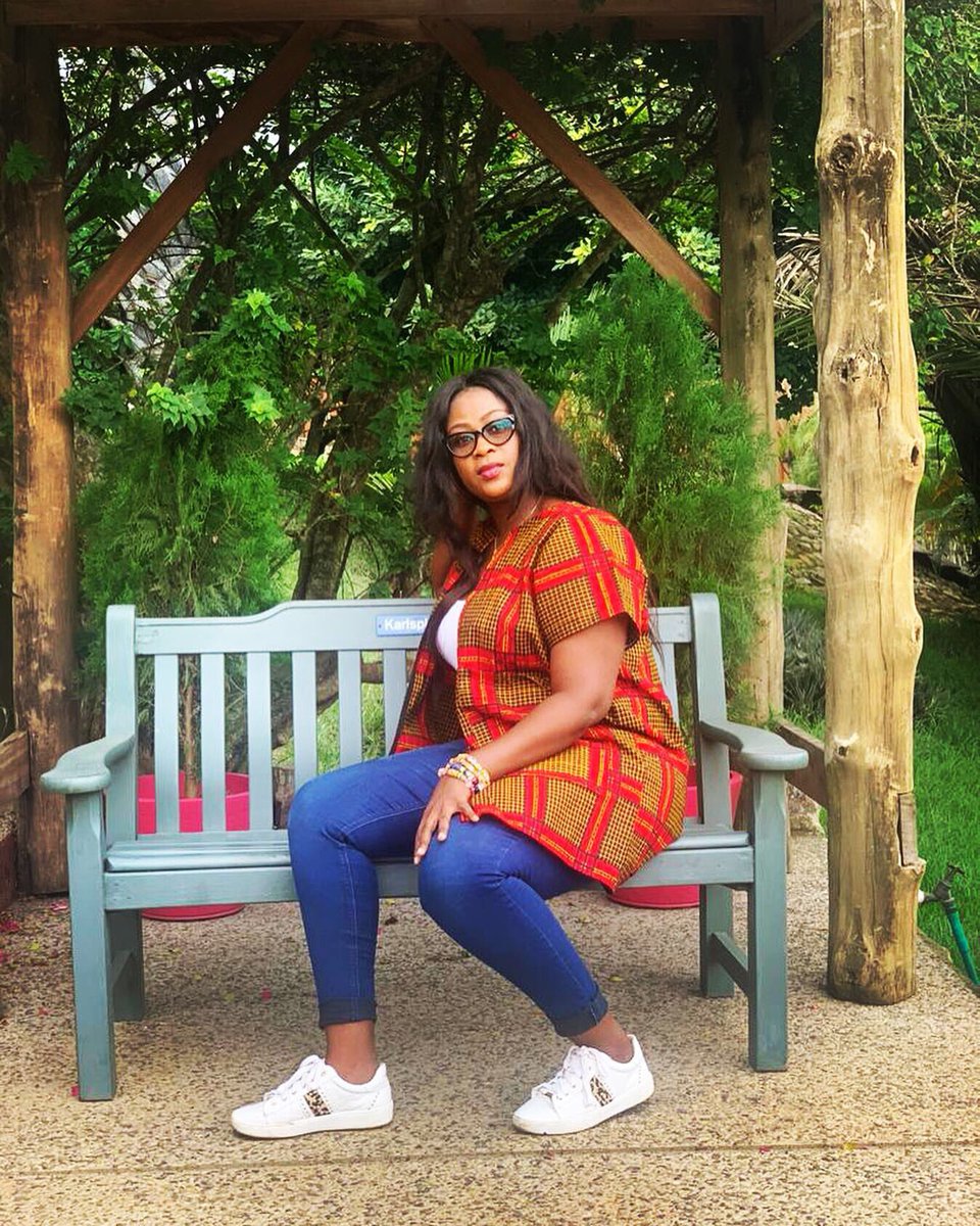 trezy_co's tweet photo. Holiday vibes!!! Tag a friend who needs one or surprise them π€©π₯°π
Shoutout to @brownzucker8 girl you rock!!! π₯°π€©π₯°
#africanprintstyle #Africanfashion #madeinghana #kimonostyle #trezyco #fashion #fashionghana https://t.co/GjQrkQtL5z