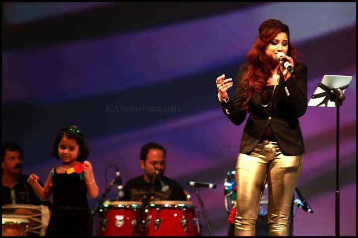 SonaSsg's tweet photo. #DohaDiaries #FavThrowback
This brilliant stuffs is enough to warm up the musical fraternity♥
A coolest performer with the golden soul♥
@shreyaghoshal - My heart filled up with immense joy when have seen you to treat ur youngest fans on stage.♥ https://t.co/2NllqRAtiA