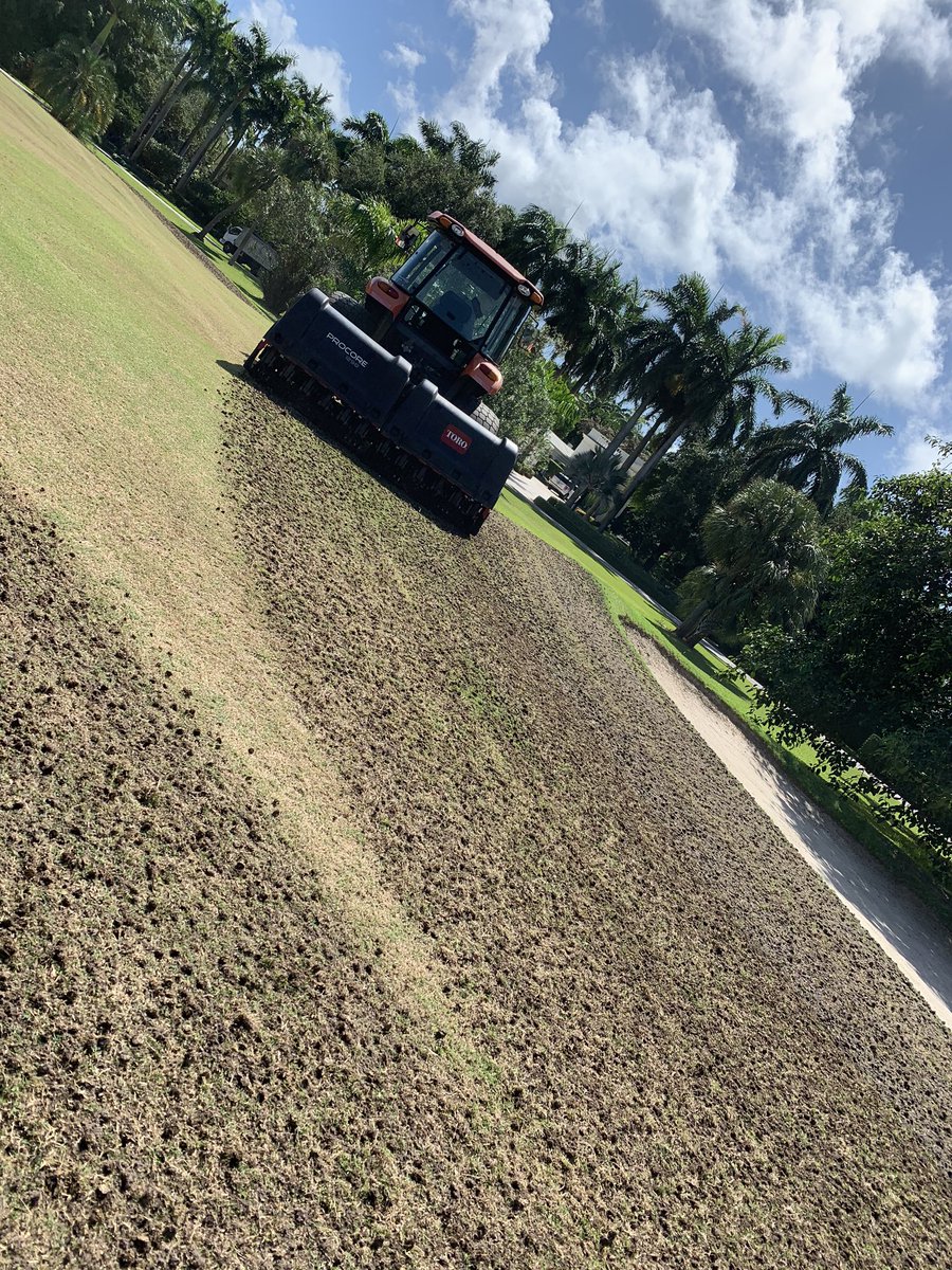AerationTech's tweet image. 4x1298s 
Back @ Indian Creek whipping out 50 acres of fairways before we get some rain from Isaias
•
•
@TheToroCompany @KubotaUK @StephenShea6 @Turf_TechBjoyce