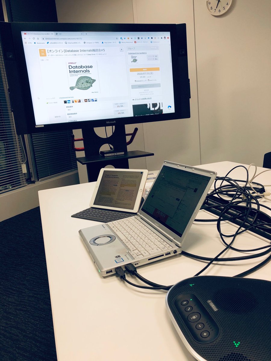 tzkb's tweet image. 本日の #DatabaseInternals 輪読会の会場です。配線がアレ。