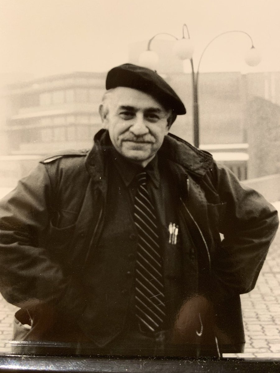 debbiebookchin's tweet photo. And: “What compels me to fight this society is, of course, outrage over injustice, a love of freedom, and a feeling of responsibility for perpetuating and enlarging the human spirit — its beauty, creativity, and latent capacity to improve the world.”  Amen.        
14/14 https://t.co/dg2mnjXSo3