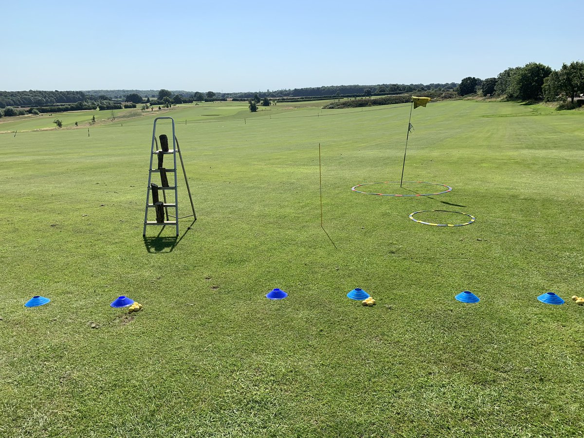 jonbaldwinpga's tweet photo. Sharpen the short game this morning @Woolleyparkgolf #scorewell a few lockdown garden chipping drills #toohotforfullswings https://t.co/oiy4ovlQDT