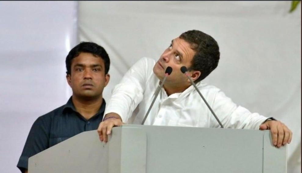 Hulk22222's tweet photo. @DayaSha76532288 @ShashikantIndu1 पागलों का लीडर https://t.co/ORv0zHM8v2
