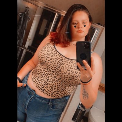 lunam97's tweet photo. #NewProfilePic https://t.co/D7rYSFCa60