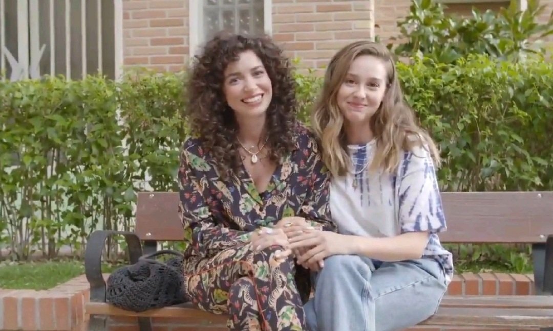 LFan80's tweet image. How are we going to make it not seeing these beautiful faces daily?! I thought I was prepared but I am not 🥺 #Luimelia #PaulaUsero #CarolRovira #NotReady