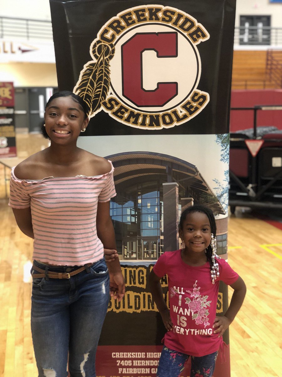 CoachMcKissic's tweet photo. Takes a real man to raise girls. Treat them how you want them how you want their future husband to. Set the stradard high! https://t.co/SvFsEioEFz