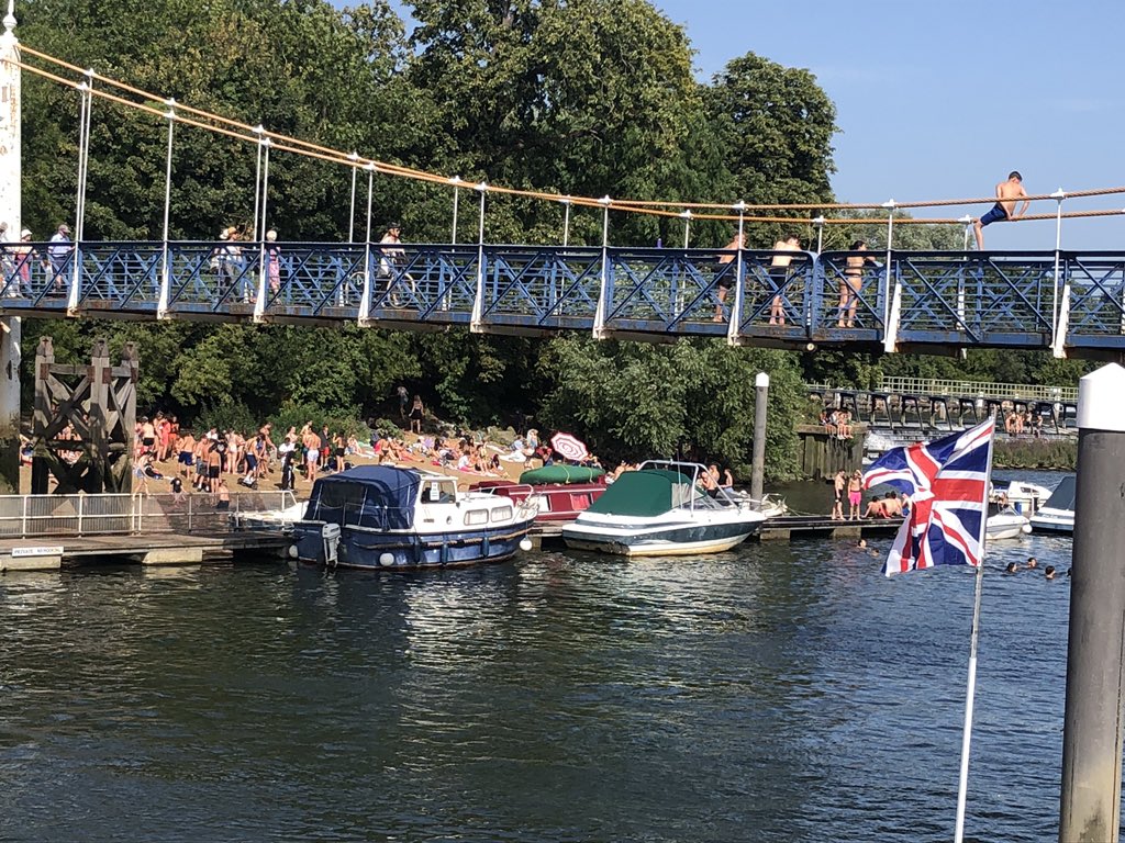 TW11Harbour's tweet photo. Ridiculous here now. Do kids not have to stick to social distancing or are they exempt ? The bottom end of Teddington is a lawless free for all. It needs saying. This place we all love is now completely under the control of the feral teenagers like some ghetto. Completely ruined. https://t.co/QYSsVRXhFr