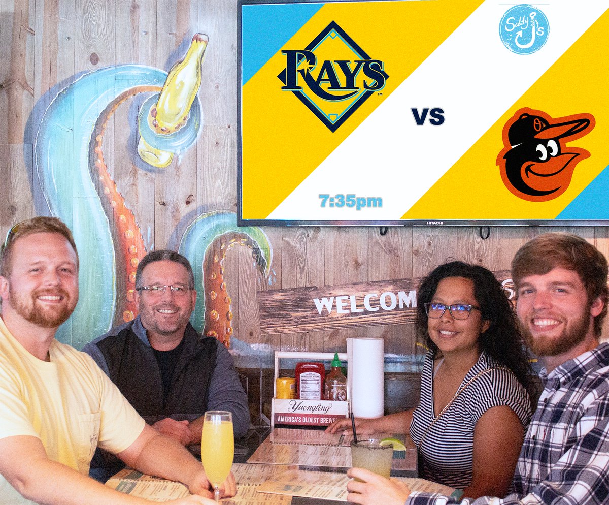 SaltyJs1's tweet photo. Hey #StPete! Come watch your Tampa Bay Rays take on the Baltimore Orioles at 7:35pm! 🍺⚾
.
Nothing like beers &amp; baseball... open til midnight!
🍴 Menu: https://t.co/8iKjqr6rbF [Link in Bio]
.
.
.
#SaltyJs #ILoveTheBurg #SupportLocal #Beer #Drinks #Food #TampaBayRays #RaysUp https://t.co/nKxvkTQY7e
