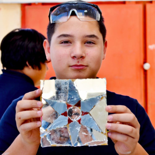 Today is the last day to register for At-Home Summer Camp. This online camp is fun and a great way to spark your creative fire! All the info and registration is online. Sign up today before it's too late! Questions? Email caroline@sonoranglass.org. ow.ly/57qf50ADa1h