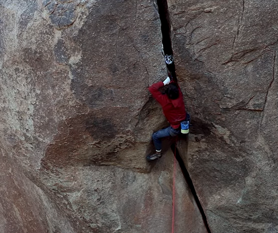 mojagear's tweet photo. It's a rare find when a piece of rock is climbable but puts a pro climber like Mason Earle to the test. Will it be right-side-up or inverted climbing? https://t.co/jJ3PkgoSKe