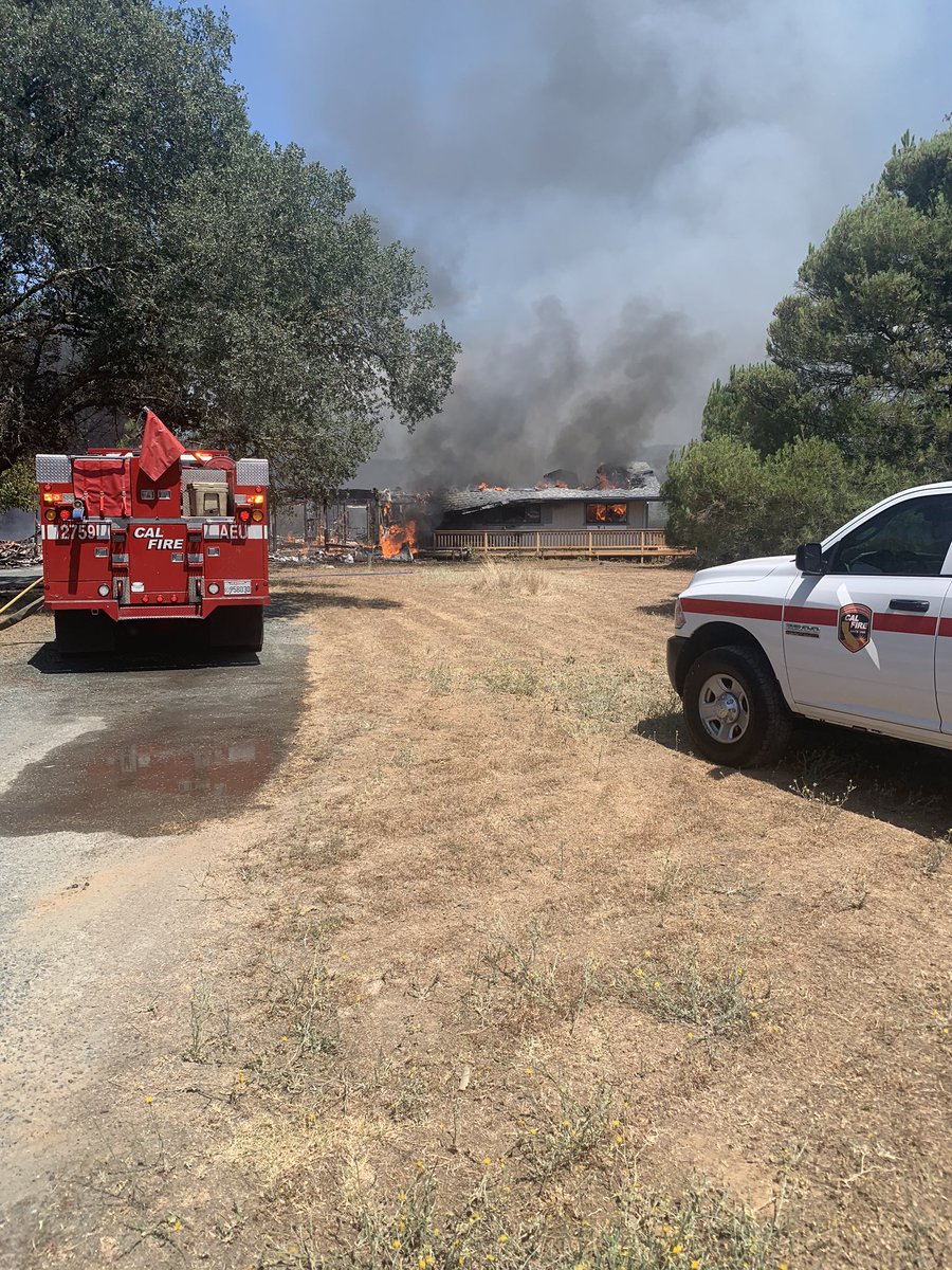 Last week <a href="/CAL_FIRE/">CAL FIRE</a>, <a href="/ElDoradoCoFire/">El Dorado Co Fire</a> and various other agencies responded to a structure fire that spread into the wildland. The fire was contained soon after with no know injuries! #firesafety #wildland #StructureFire