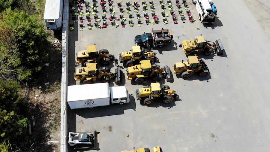 northatlantics1's tweet photo. Sick shot of our Epping yard from our drone! 😎💪❄️

#drone #droneshot #dronephotography #dronephoto #droneflight #flying #droning #epping #nh #newhampshire #snowservices #snowcompany #snowremovalservices #summer #summerbreak #offseason https://t.co/0Oo9WFrtDh