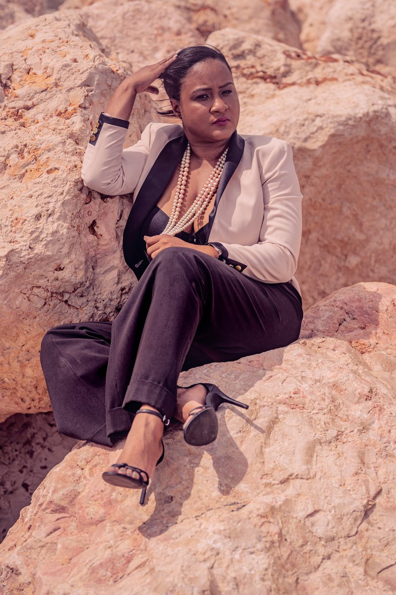 jhanille_amoy's tweet photo. #ThirtyThrive
Grateful for another year in the land of the living
📸 @TheQuirkyRebel @cesarbuelto https://t.co/0USZ83Uewi