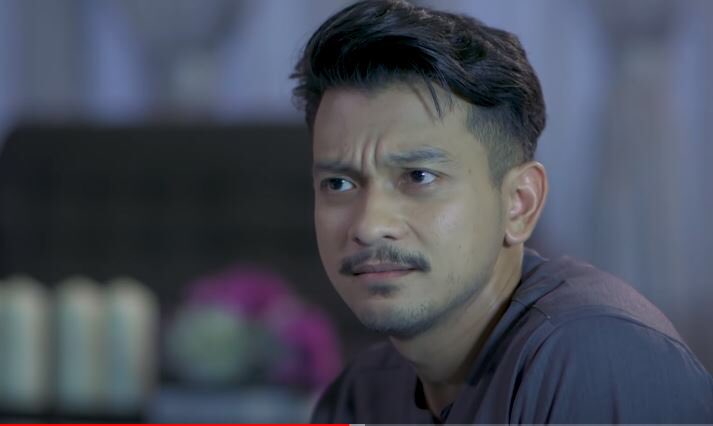 shaqirwazizi1's tweet photo. to all girls kalau kenal dengan lelaki yang perangai macam khuzairi, helmi, zaidi, pak samad appreciate la dia even banyak kali buat silap, ada yang garang 
tapi setiap watak ni pandai nak handle pasangan masing2 dengan ucap kata Maaf and always caring with persons them love 🥺😍 https://t.co/GxgQ4SpT7c