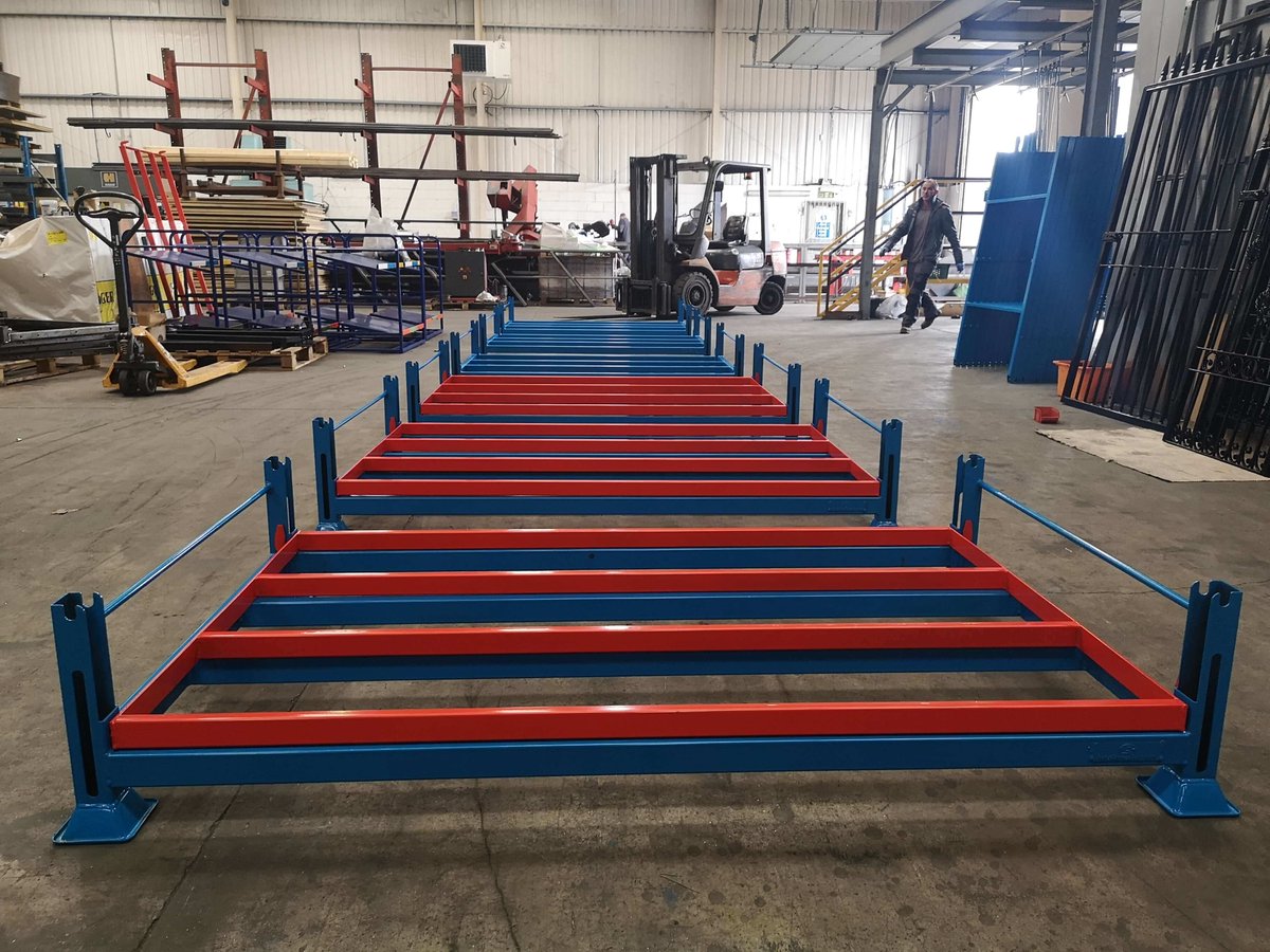 RangeStorage's tweet photo. Range Storage manufacture a huge variety of steel stillages, steel pallets, box pallets, post pallets, cages, bespoke stillages for use in business workplaces.
Contact us on 01274 736363.
https://t.co/SJXDxexfkl
#stillages #postpallets #steelpallets #boxpallets #ukdelivery https://t.co/UkI8dDPKZl