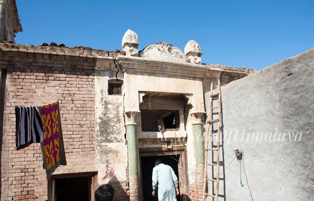 64•An ancient old Hindu temple being used as a residential building in Mianwali, Punjab, Pakistan.
