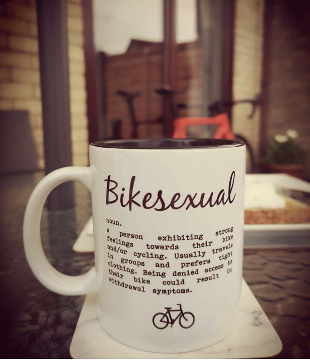 JoeEde's tweet photo. Happy Friday! #bikesexual #cyclinglife #bikelife 🚴🏼♀️💕 https://t.co/SdHVCbibpk