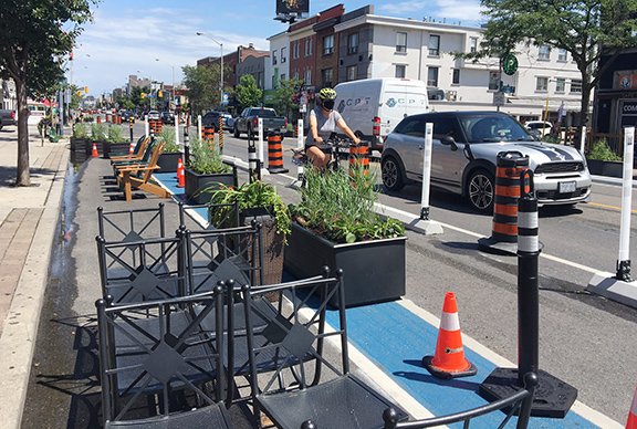 DavidSuzukiFDN's tweet photo. "The bike lanes will make Danforth safer for everyone, including cyclists and people who drive a car." #Toronto doctors look forward to completion of Danforth bike lanes: https://t.co/NCloqsk5BL https://t.co/v8dIxPqeOs
