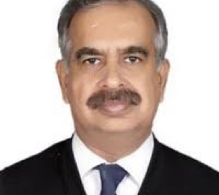 12. Muhammad Hafeez Qureshi :Director of PAEC's secretive divisions charged with testings of nuclear materials,he oversaw the work on weapon systems manufacturing and gained expertise on engineering applications of nuclear physics and mechanics in building Nuclear reactors.(13)