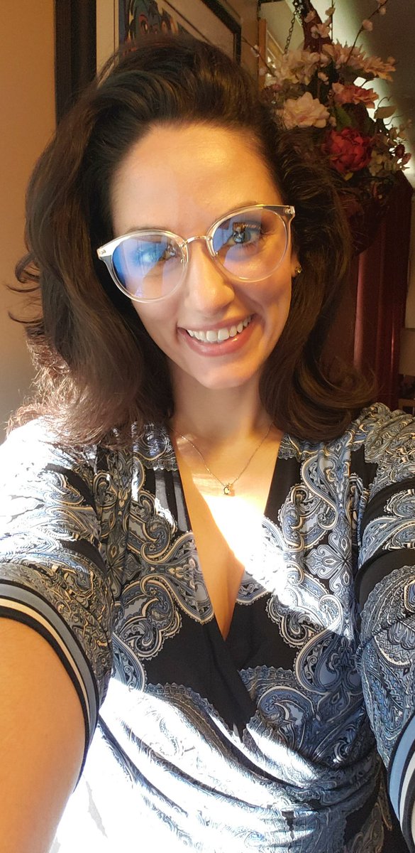 KickinITwithKam's tweet photo. What do we think? New gaming glasses, yes or no? #gamergirl #bluelightfilter #Glasses #grannykami #streamer #sojoglasses #cuteornot #polloftheday https://t.co/6UEiel5HA0