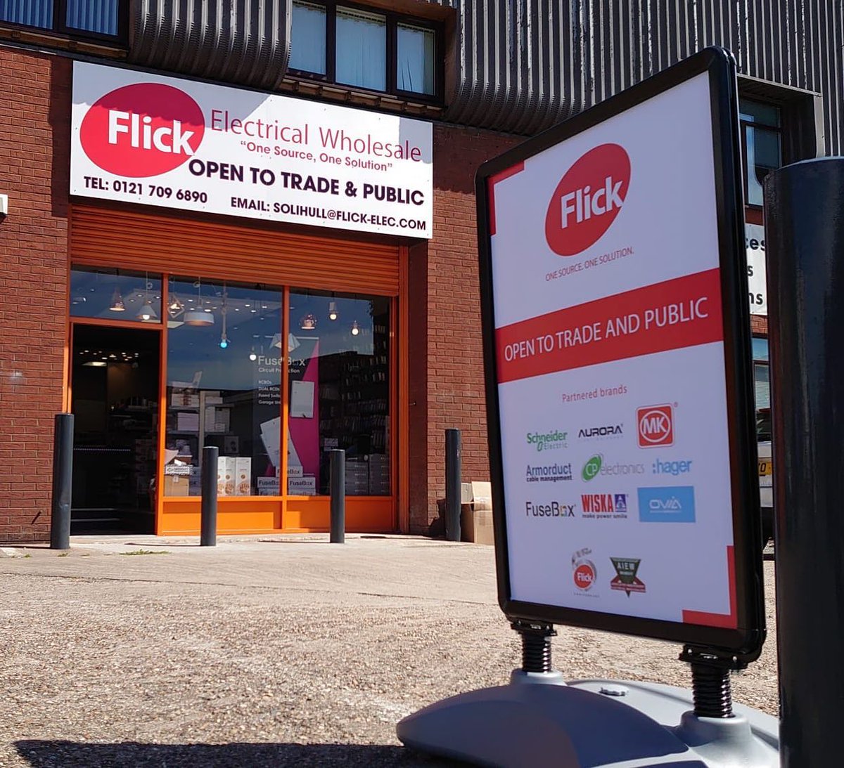 Our Solihull branch looking 👌 in the sun 🌞

Its open to the trade and public, so drop by for any of your electrical requirements ⚡️