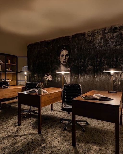 These are the very beautiful @Buyers_Cellars #Ottawa offices. This special mural was created by Mexican mixed media artist @lolitamatsui.

#LoveWhereYouWork #LoveWhereYouLearn