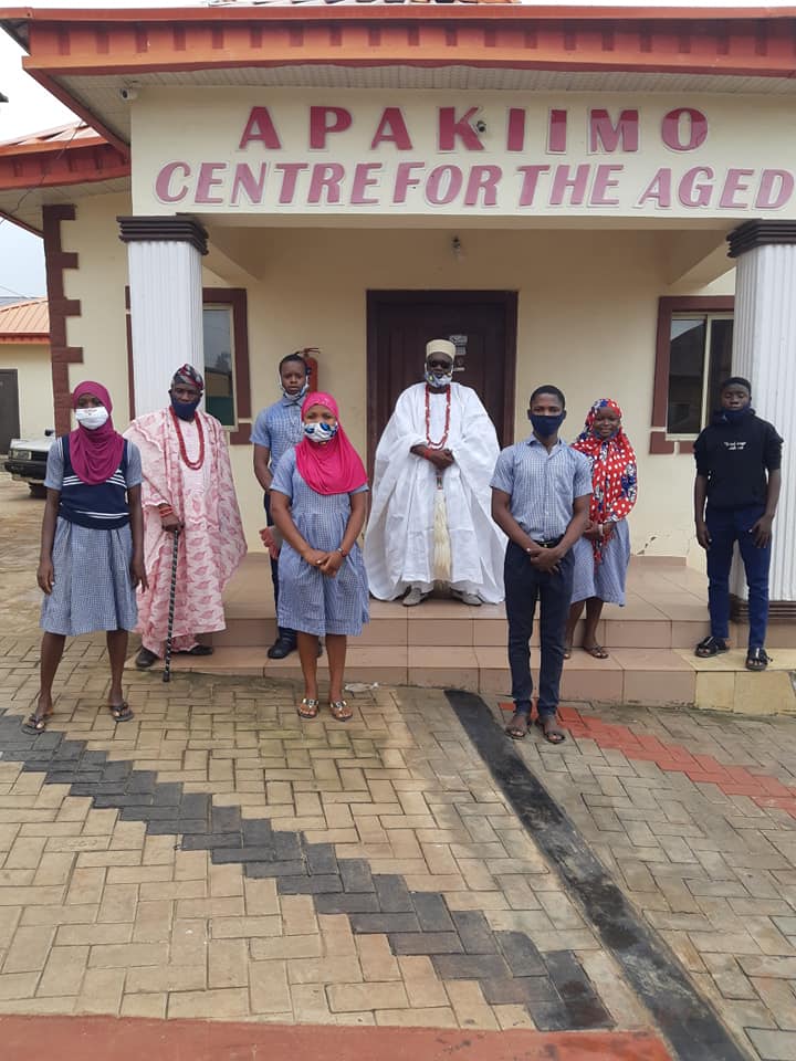 CollegeOkeIla's tweet photo. Happy Eid-el Kabir to all our Muslim brothers &amp; sisters. May Almighty Allah forgive us our sins and grant us all our heart's desires. Barka da Sallah https://t.co/Sknu5KVhX5