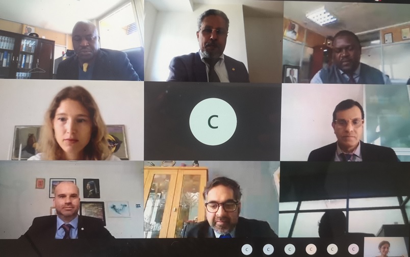 WCO_OMD's tweet photo. L’#OMD réalise sa première mission d'évaluation Mercator de manière virtuelle
#Douanes #Douane #RenforcementDesCapacités #ProgrammeMercator #Programme_HMRC_OMD_CNUCED #CNFE #FacilitationDesEchanges #AFE
▶️https://t.co/42kGAi5WAd https://t.co/LSvbjT0YGz