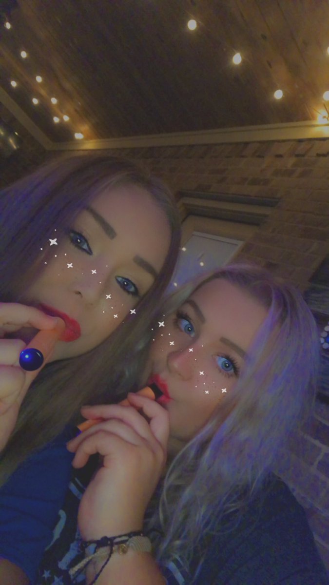 laineywayne_'s tweet photo. I miss my bestie..💔 @McKenzieMdack https://t.co/pxzvO6bFCF