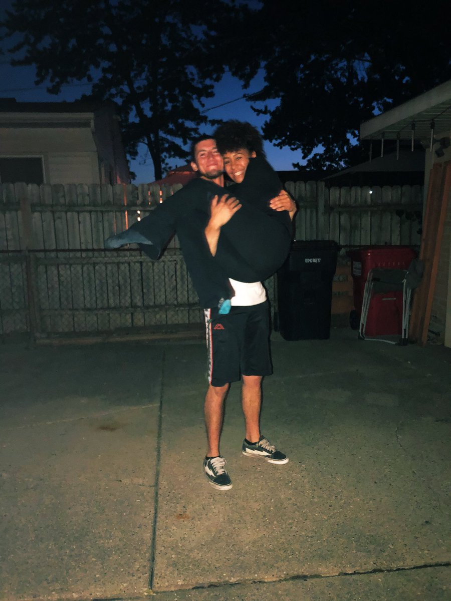 ezh_96's tweet photo. Happy 21st to my brother &amp; my best friend !!! I love ya JP, go crazy kid !! .. Well maybe not too crazy, I don’t need a call from jail 😭😂🧡🎉🎁🍰 @johnpaulmessens https://t.co/PQB4PZ3JvZ