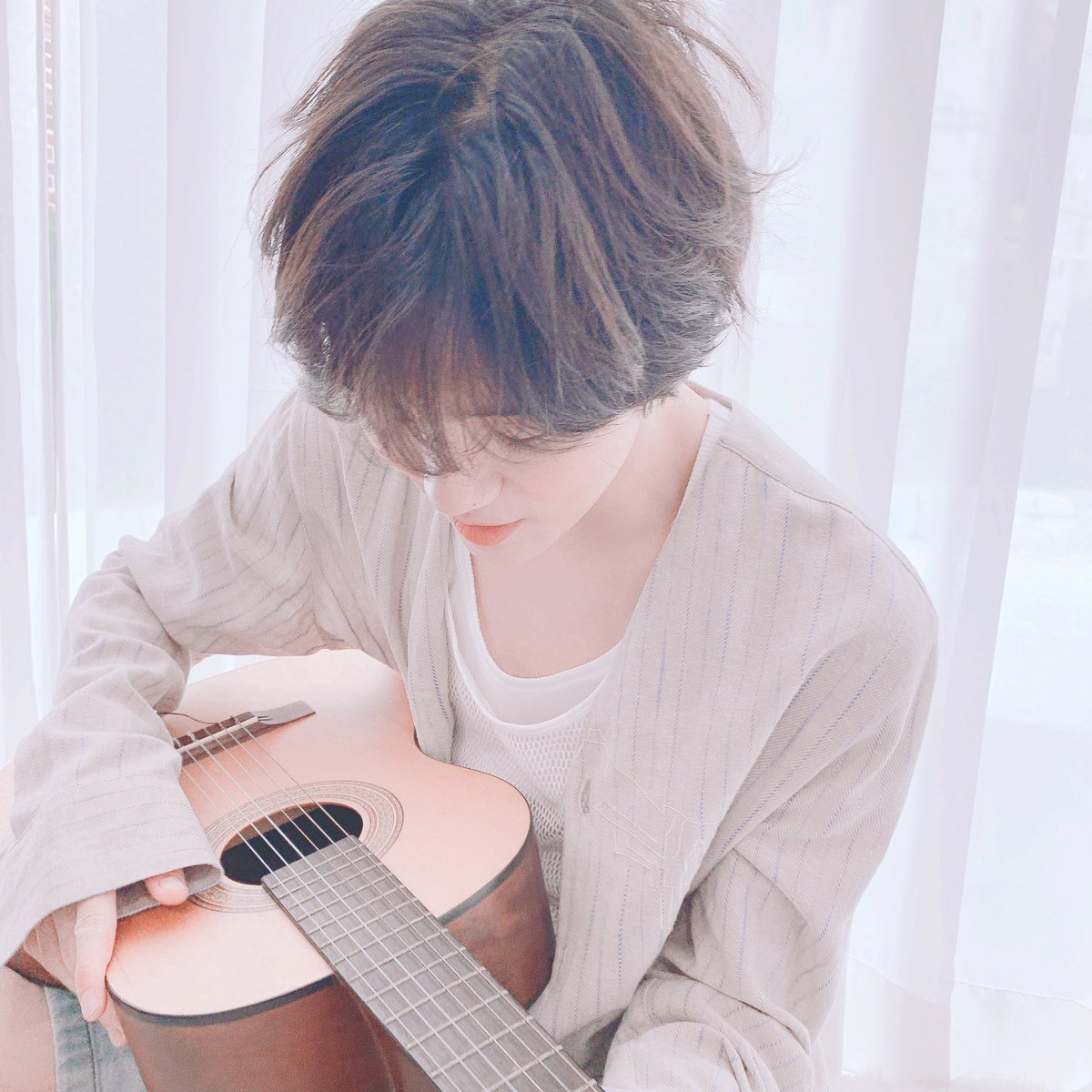 somun__'s tweet photo. 생일축하해 ~🍒🤍
#HAPPYSEONGMINDAY https://t.co/Cb4czs4R5q